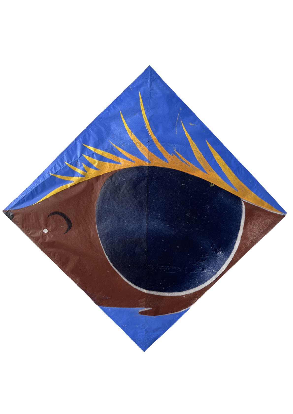 Cerf-volant - combattant chilien, Kirpi-K, 2026, papier de soie et bois blanc, 50 x 50 cm